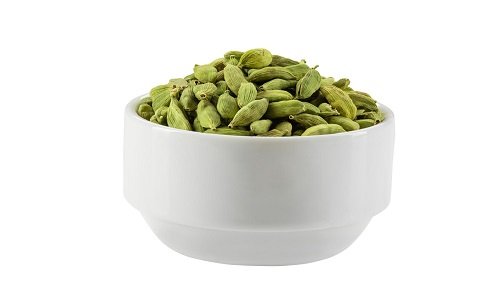 green-cardamom.jpg